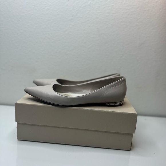 BURBERRY NUDE LEATHER FLATS WITH RHINESTONE HEEL - Picture 3 of 3